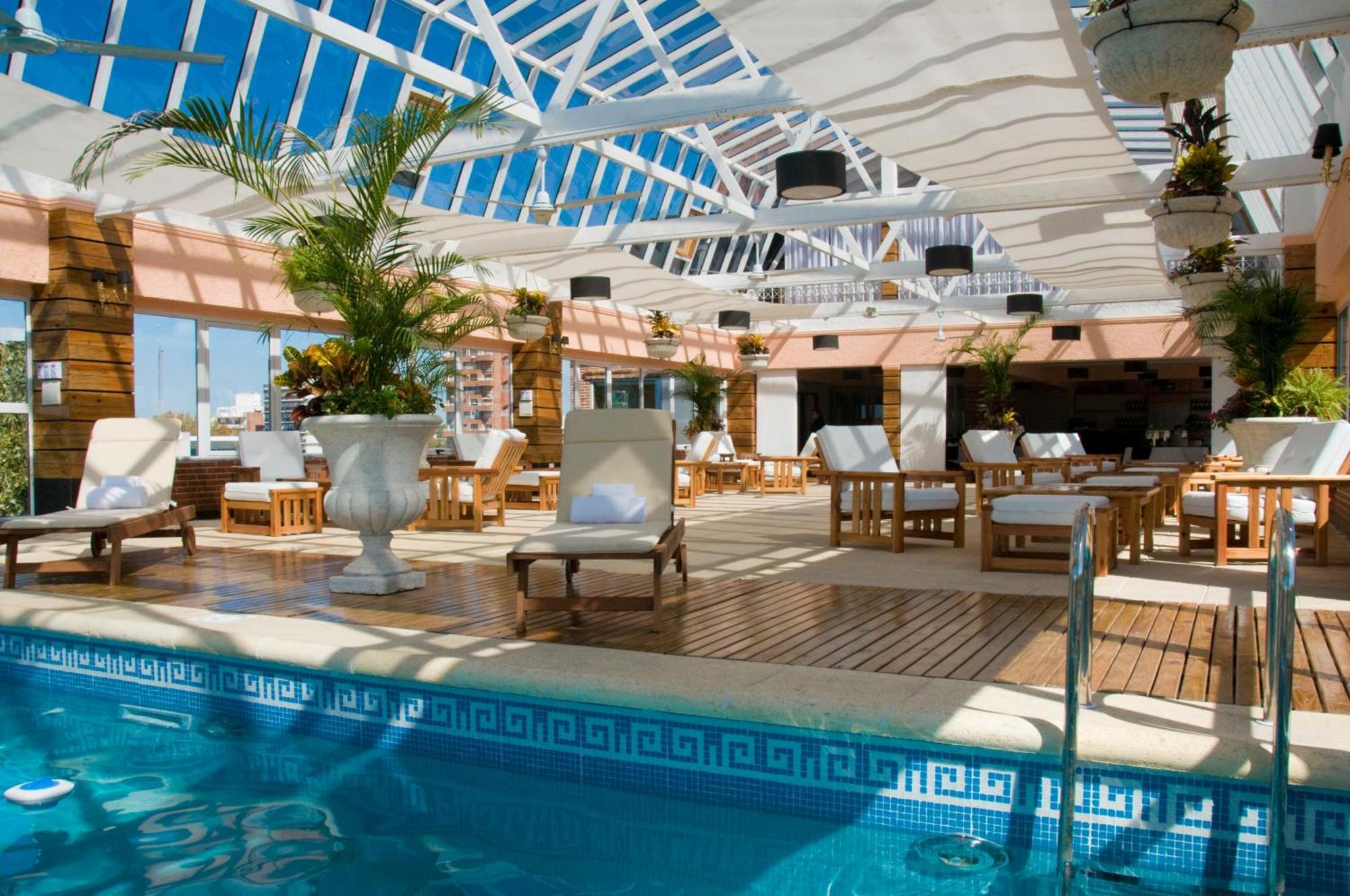Ramada By Wyndham Buenos Aires Hotel Vicente Lopez Bagian luar foto
