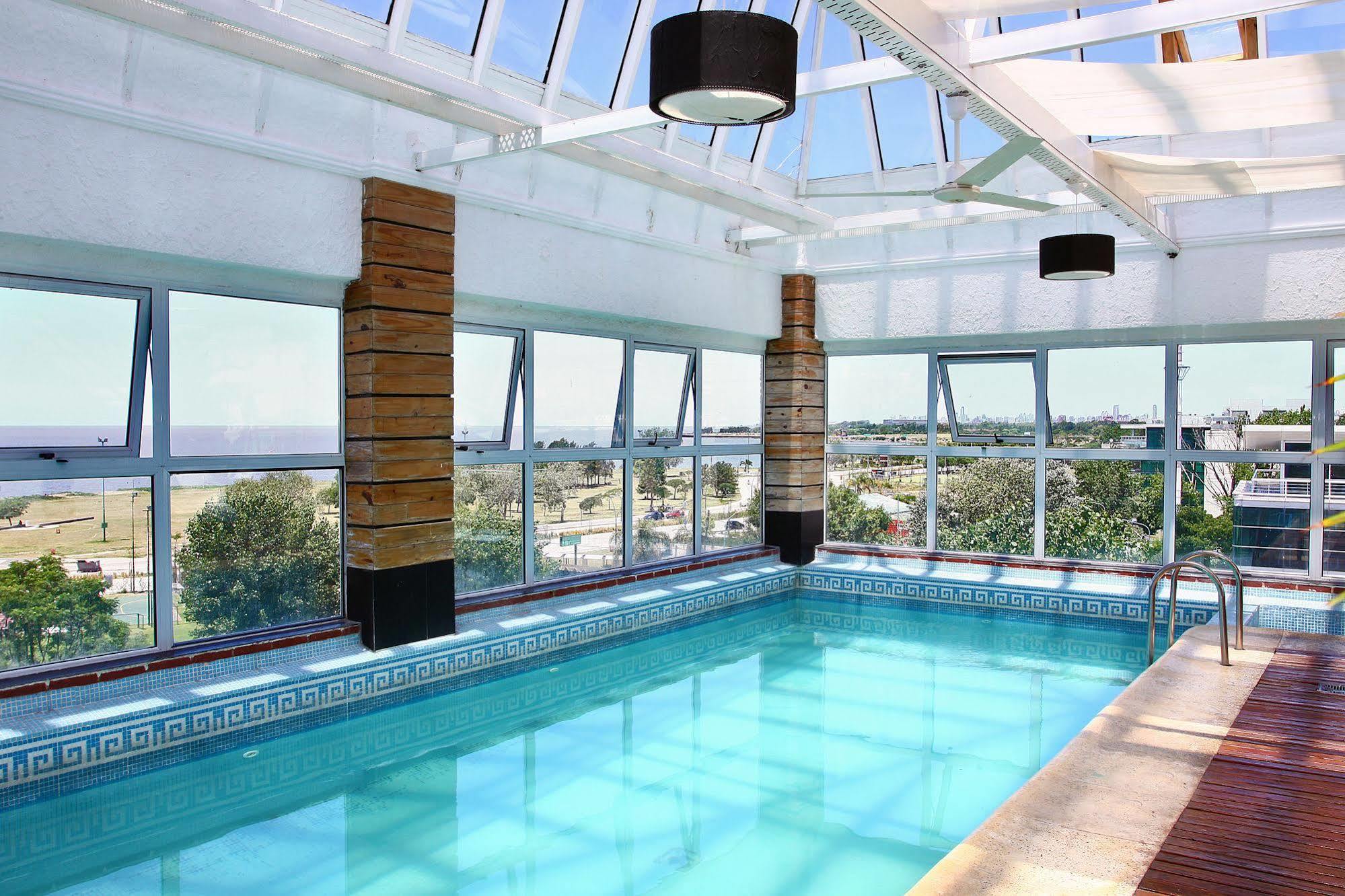 Ramada By Wyndham Buenos Aires Hotel Vicente Lopez Bagian luar foto